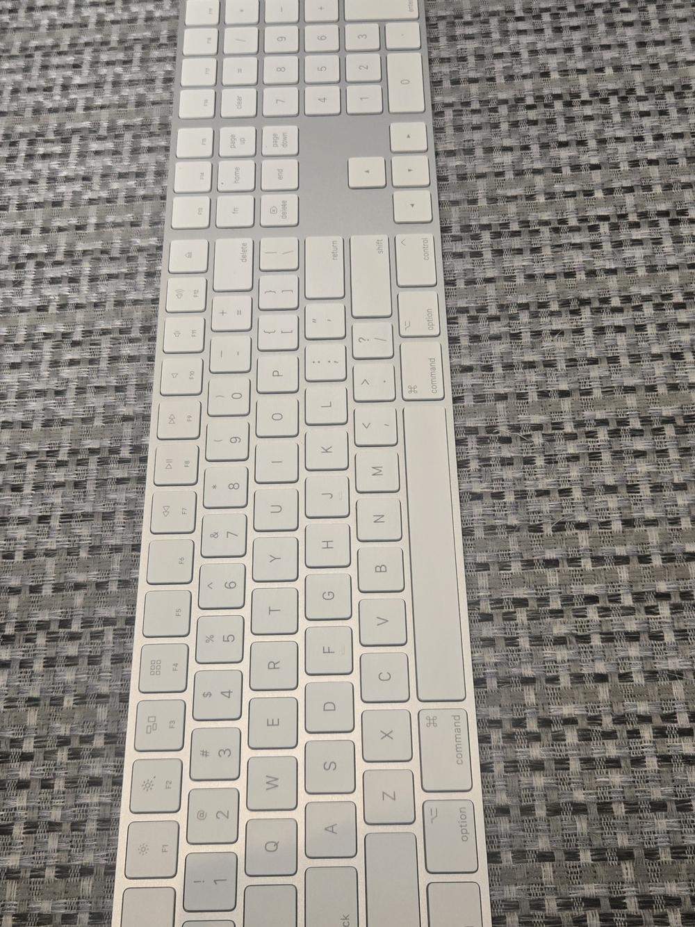 Apple -Magic Keyboard with Numeric Keypad - US English